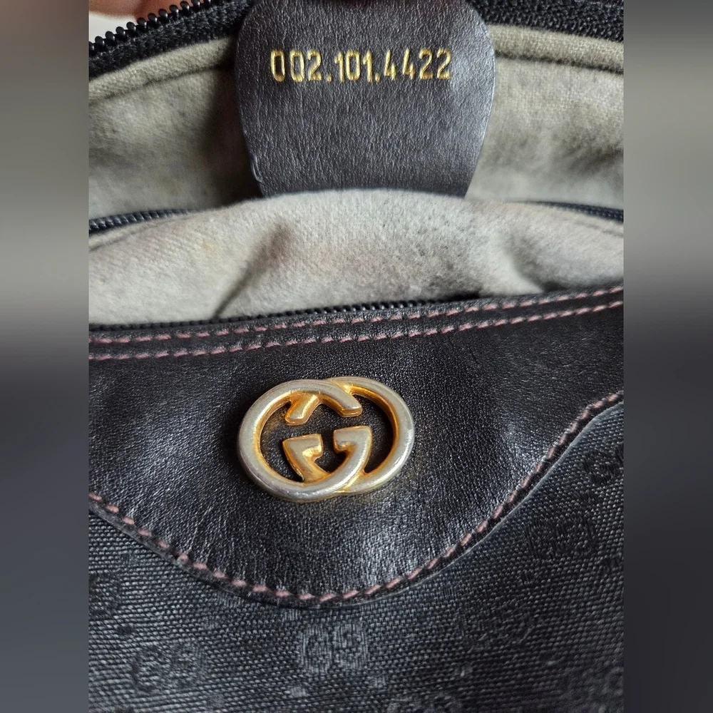Gucci Vintage Boston Bag â Black Monogram Canvas w/ Gold Hardware - Picture 9 of 9